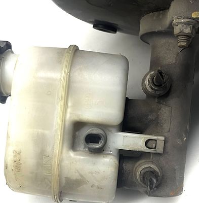 Brake booster - 2010 GMC Sierra