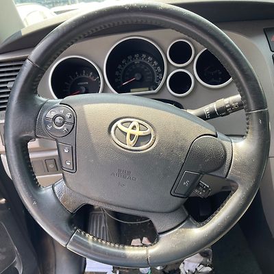 Steering wheel - 2012 Toyota Sequoia UCK60L