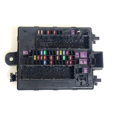 Fuse box - 2018 Chevrolet Traverse LS