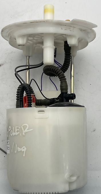 Fuel pump - 2021 Ford Explorer XLT