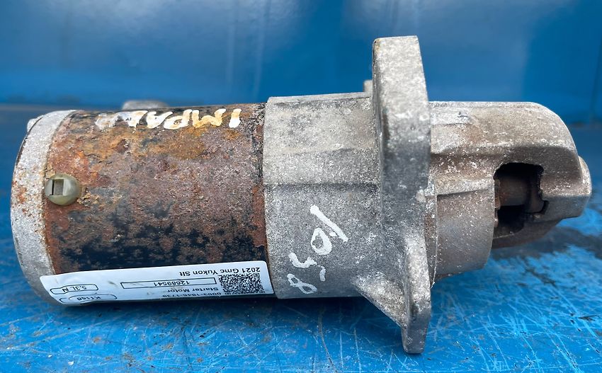 Starter motor - 2021 GMC Yukon SLT