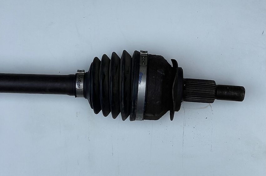 Axle (RH) - 2016 Ford Mustang I4 Coupe