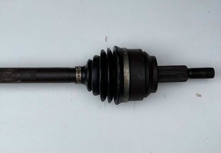 Axle (LH) - 2014 Jeep Grand Cherokee Overland