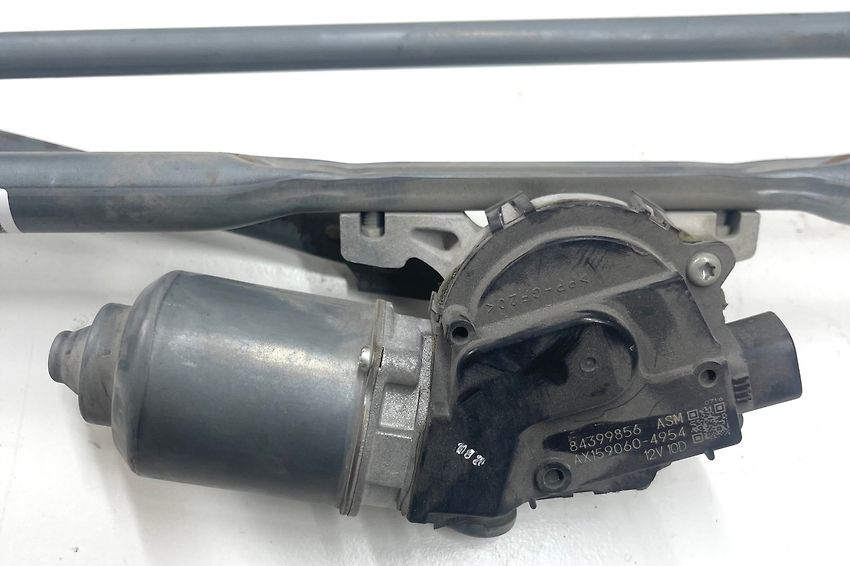 Windshield wiper motor) - 2021 Cadillac CT4 Premium Luxury