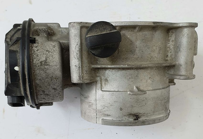 Throttle body - 2013 Ford Explorer XLT